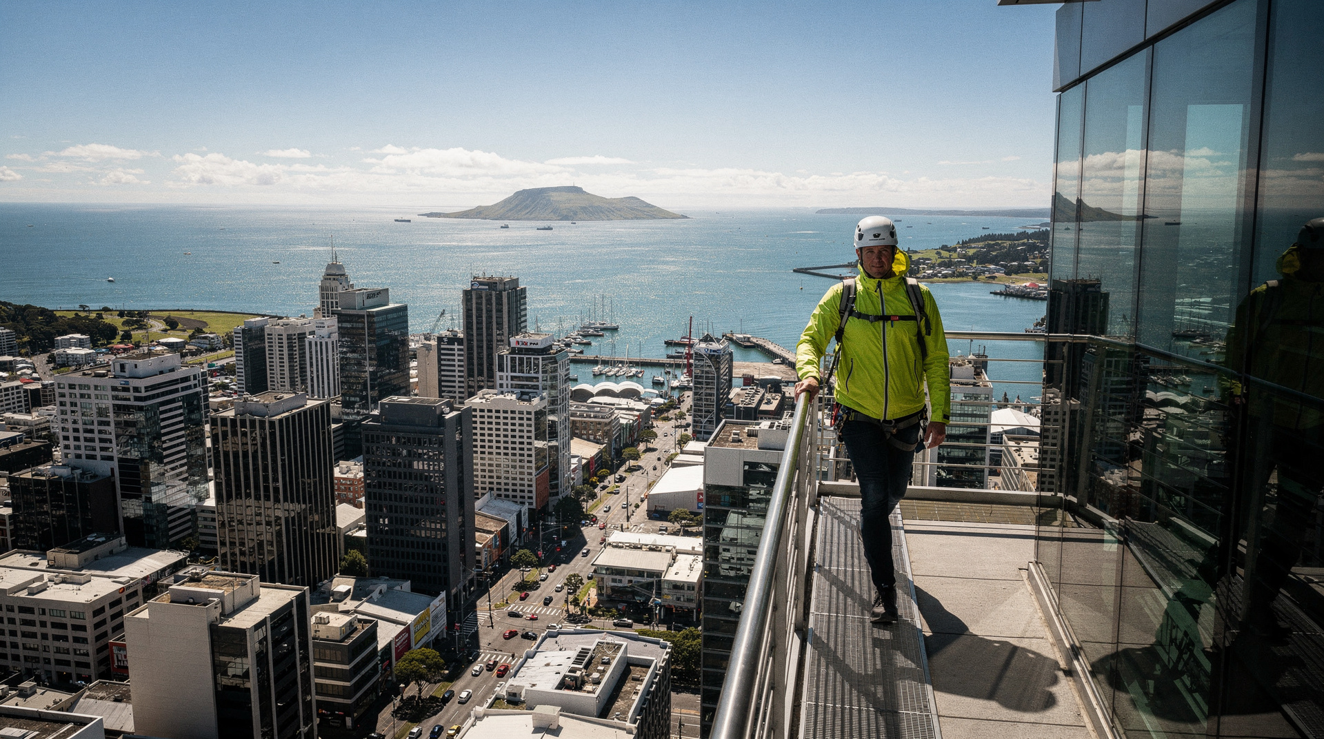 Sky Tower Skywalk e SkyJump — as emoções verticais de Auckland